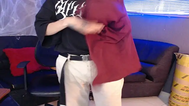 Kuregari xs online show from October 2025 04:46:01 AM