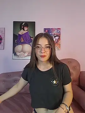 EmmaValencia  online show from February 2026 09:41:01 PM