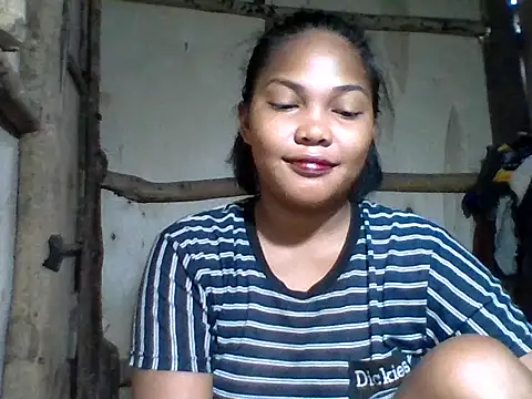 Snapshot of sweetlexypinay19 chatting on May 2026 11:21:01 PM sweetlexypinay19 online show from May 2026 11:21:01 PM