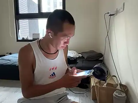 mrcaiziv online show from October 2025 06:03:01 AM