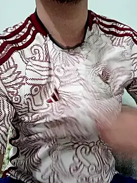 Snapshot of Zero231212 chatting on November 2025 03:05:01 AM Zero231212 online show from November 2025 03:05:01 AM