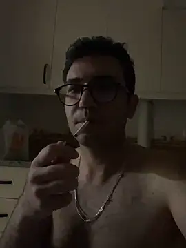 xochipilliii online show from October 2025 05:53:02 PM