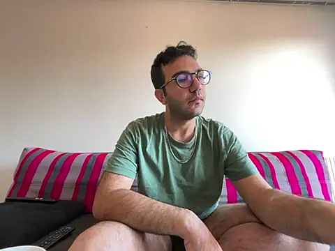 xochipilliii online show from October 2025 08:23:02 AM