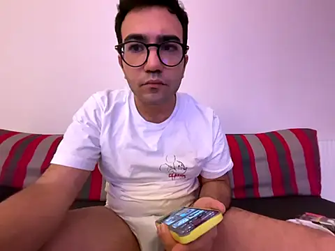 xochipilliii online show from October 2025 04:26:01 PM
