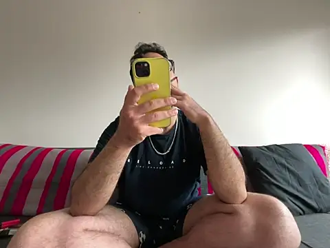 xochipilliii online show from October 2025 11:44:02 AM
