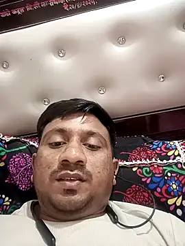 Snapshot of SlipperyRebound0 chatting on September 2025 06:35:02 PM SlipperyRebound0 online show from September 2025 06:35:02 PM