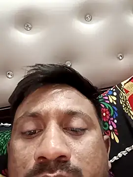 SlipperyRebound0 online show from April 2026 05:10:02 PM