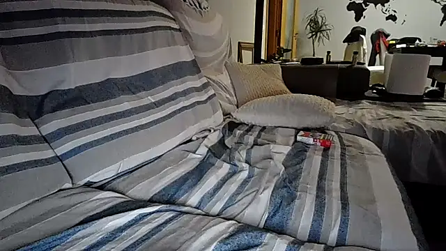 Snapshot of XxvanxX chatting on October 2025 02:12:02 AM XxvanxX online show from October 2025 02:12:02 AM