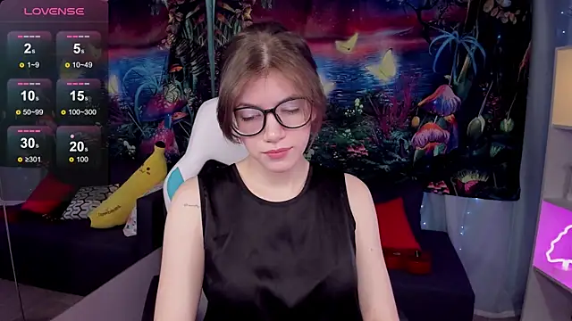 Snapshot of CathyAdams chatting on December 2025 05:23:01 AM CathyAdams online show from December 2025 05:23:01 AM