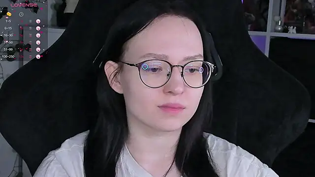 power robynn online show from November 2025 05:01:02 PM