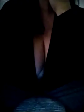 sexyguenda online show from October 2025 08:32:01 PM