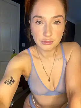 Snapshot of Cherry-L-28 chatting on November 2025 12:48:02 PM Cherry-L-28 online show from November 2025 12:48:02 PM