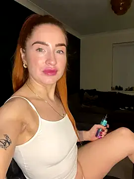 Snapshot of Cherry-L-28 chatting on November 2025 09:47:02 PM Cherry-L-28 online show from November 2025 09:47:02 PM