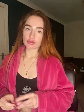 Snapshot of Cherry-L-28 chatting on November 2025 08:52:02 PM Cherry-L-28 online show from November 2025 08:52:02 PM