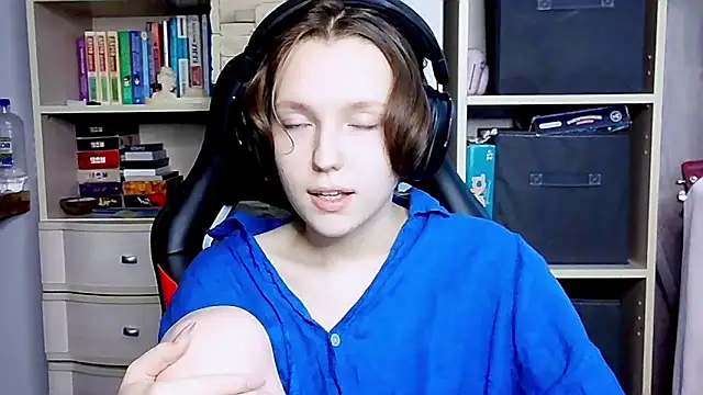 Diana-back online show from October 2025 07:40:02 AM