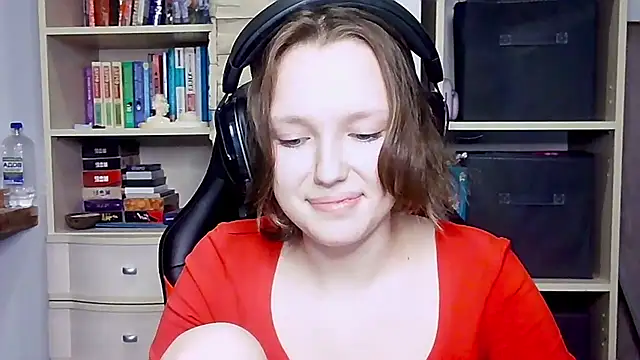 Diana-back online show from October 2025 01:56:02 PM