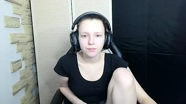 Diana-back online show from November 2025 12:05:02 PM