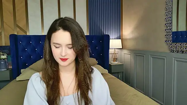 EvaSwen online show from March 2026 09:18:02 PM