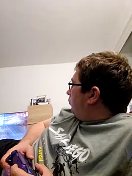 Snapshot of stivi2526 chatting on September 2025 08:35:01 PM stivi2526 online show from September 2025 08:35:01 PM