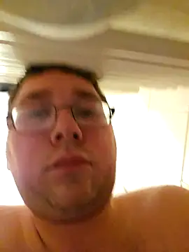 Snapshot of stivi2526 chatting on December 2025 10:07:02 PM stivi2526 online show from December 2025 10:07:02 PM