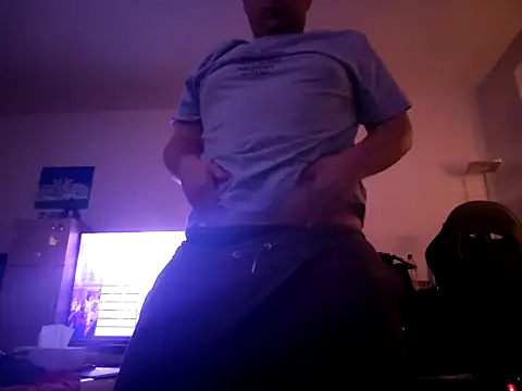 Snapshot of stivi2526 chatting on December 2025 09:43:02 PM stivi2526 online show from December 2025 09:43:02 PM