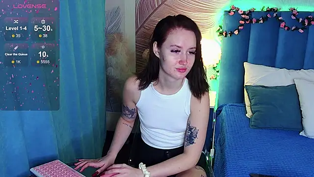 Kendal foxy online show from October 2025 05:35:02 PM