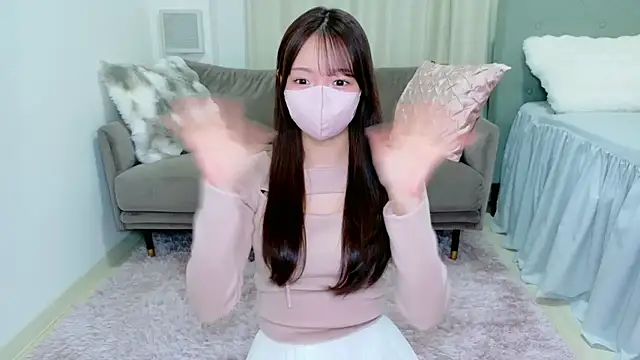 Seira  nn online show from November 2025 01:11:01 PM