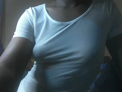 Snapshot of Pullaa chatting on October 2025 05:47:02 PM Pullaa online show from October 2025 05:47:02 PM