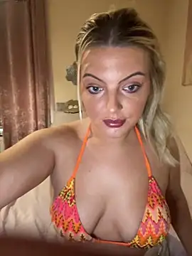 Snapshot of Diamondxoxx chatting on October 2025 01:21:01 PM Diamondxoxx online show from October 2025 01:21:01 PM