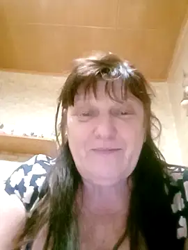 Snapshot of Apeesynka55211 chatting on November 2025 10:37:02 PM Apeesynka55211 online show from November 2025 10:37:02 PM