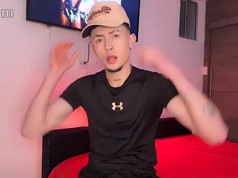 strongManLatino online show from January 2026 09:30:02 PM