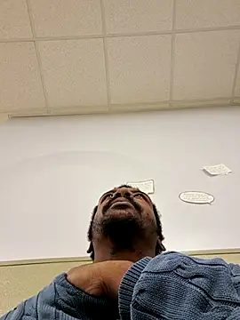 Snapshot of MrBigDickShow chatting on November 2025 06:52:02 PM MrBigDickShow online show from November 2025 06:52:02 PM