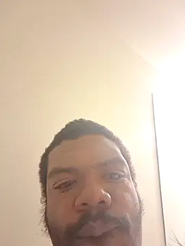 Snapshot of MrBigDickShow chatting on March 2026 03:58:01 PM MrBigDickShow online show from March 2026 03:58:01 PM