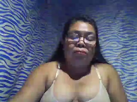 Snapshot of cris_tita chatting on June 2026 12:55:02 PM cris tita online show from June 2026 12:55:02 PM
