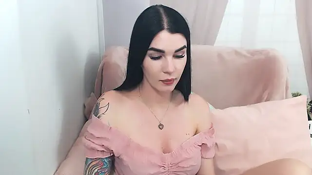 Snapshot of SofiiaBeauty chatting on June 2026 07:12:02 PM SofiiaBeauty online show from June 2026 07:12:02 PM