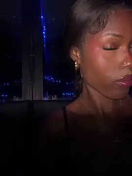 StarElexis online show from December 2025 09:54:02 PM