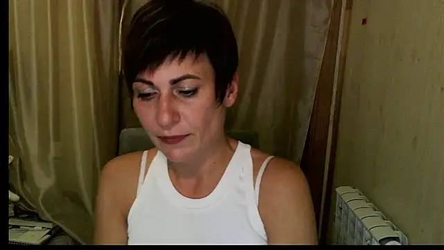 Ashley Brookss online show from October 2025 05:10:01 PM
