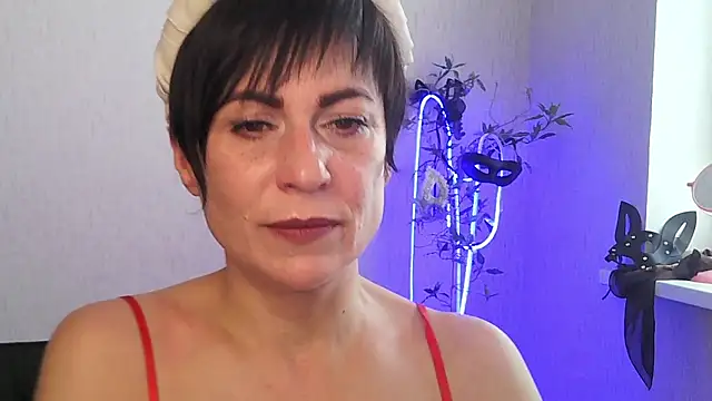 Ashley Brookss online show from November 2025 09:53:01 AM