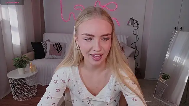 TessaGrays online show from March 2026 09:37:02 AM