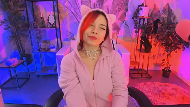 Snapshot of MarcelineChi chatting on October 2025 12:31:01 PM MarcelineChi online show from October 2025 12:31:01 PM