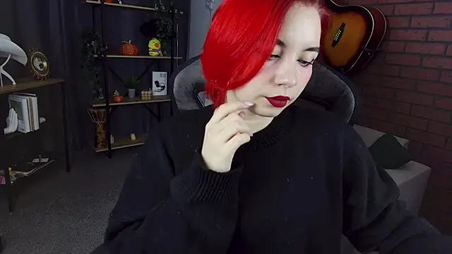 Snapshot of MarcelineChi chatting on November 2025 11:56:02 AM MarcelineChi online show from November 2025 11:56:02 AM