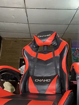 Snapshot of alessandro290 chatting on November 2025 05:06:01 AM alessandro290 online show from November 2025 05:06:01 AM