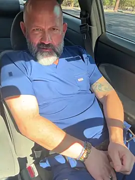 fuckadilf online show from February 2026 04:33:01 PM