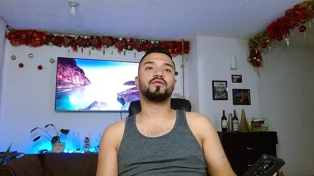 mathewv  online show from November 2025 09:14:02 PM