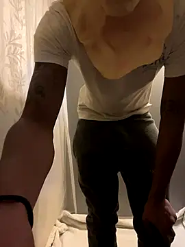 BbcLovesCompany online show from September 2025 02:05:01 AM