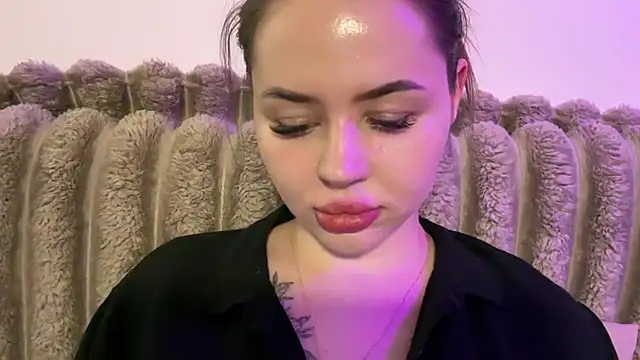 AlmaryKim online show from July 2026 08:12:02 PM