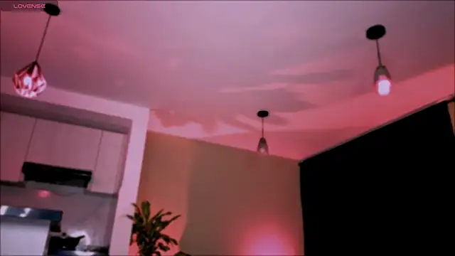 Snapshot of VanessaBlackrose chatting on October 2025 12:22:02 AM VanessaBlackrose online show from October 2025 12:22:02 AM