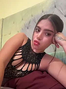 whitefoxxxx6 online show from December 2025 04:51:01 AM