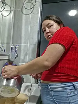 annyaparis online show from December 2025 03:03:01 AM