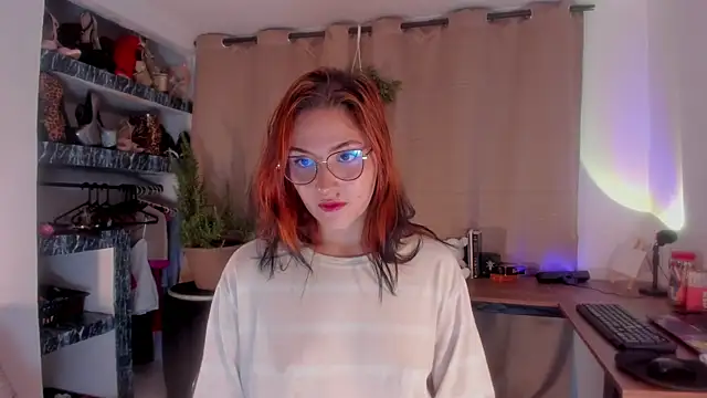 AmaruBloom online show from November 2025 07:25:02 AM